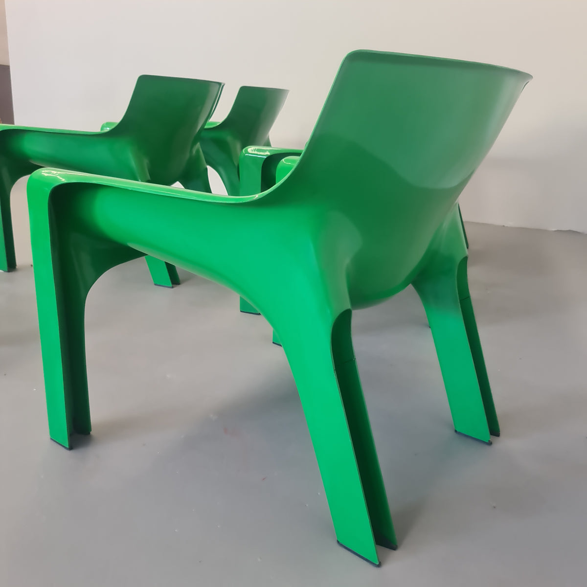 Fauteuil Vicario de Vico Magistretti pour Artemide, années 1970 (VERT)