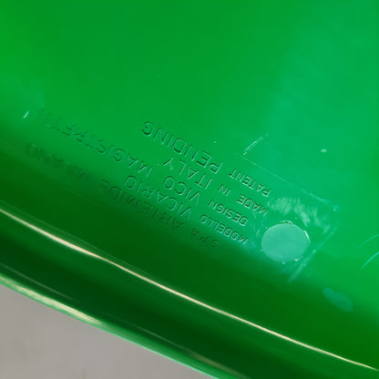 Fauteuil Vicario de Vico Magistretti pour Artemide, années 1970 (VERT)