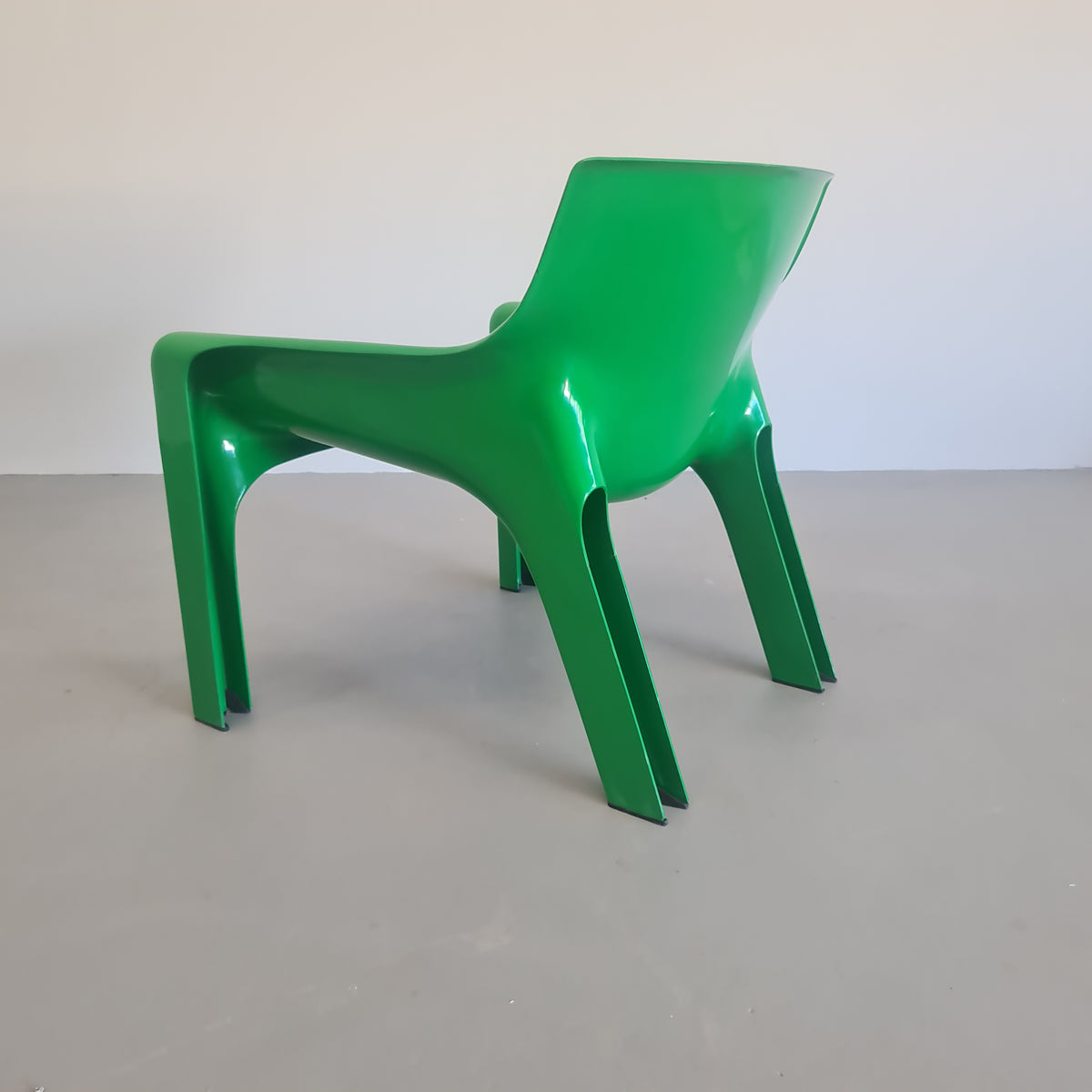 Fauteuil Vicario de Vico Magistretti pour Artemide, années 1970 (VERT)