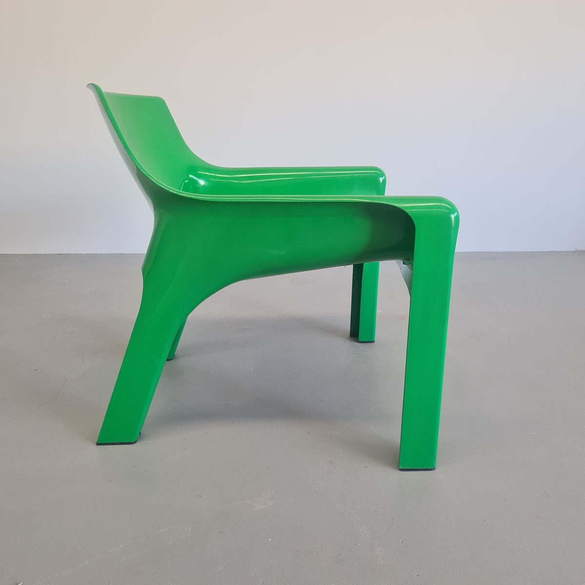 Fauteuil Vicario de Vico Magistretti pour Artemide, années 1970 (VERT)