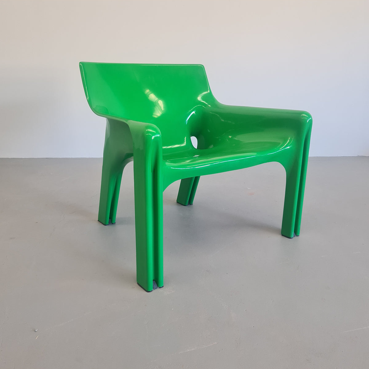 Fauteuil Vicario de Vico Magistretti pour Artemide, années 1970 (VERT)