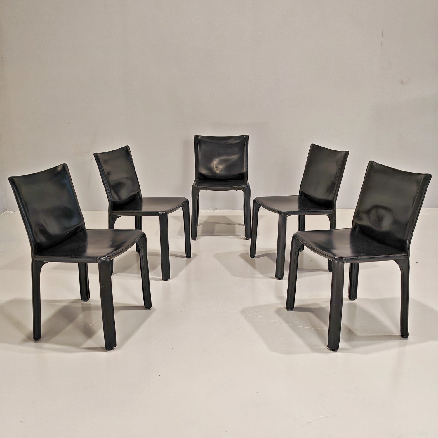 Set di sedie in cuoio nero CAB Mario Bellini per Cassina 1970's