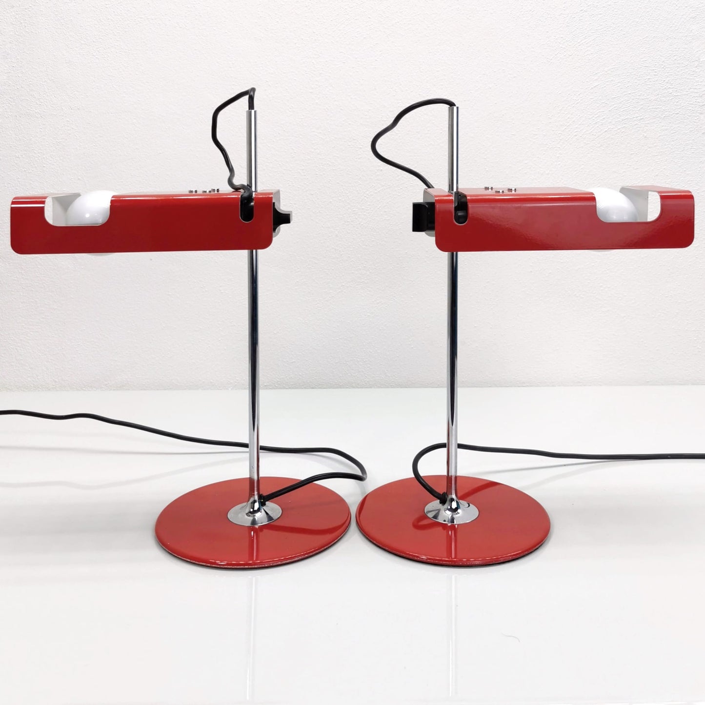 Coppia di lampade da tavolo Rosse Spider Joe Colombo per Oluce 1960s