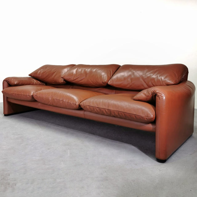 Canapé 3 places Maralunga, V. Magistretti pour Cassina, 1973
