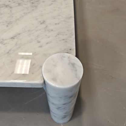Table basse Jumbo en marbre, Gae Aulenti pour Knoll.
