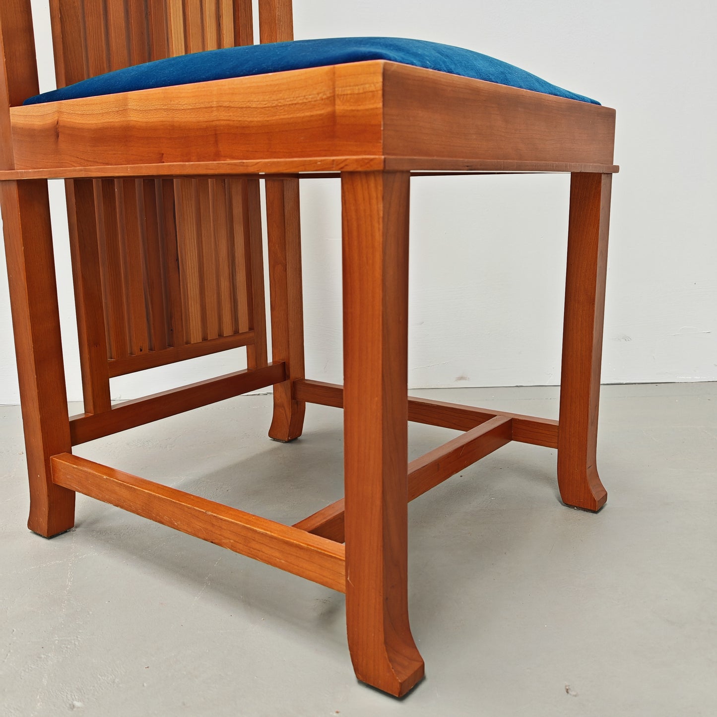 Sedie Coonley, Frank Lloyd Wright per Cassina 1989