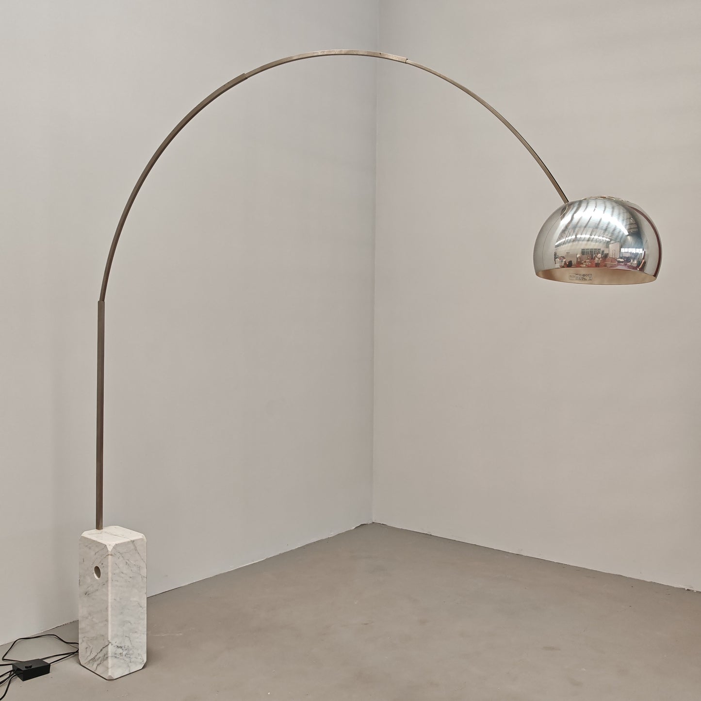 Lampada modello Arco, A&PG Castiglioni per Flos 1962