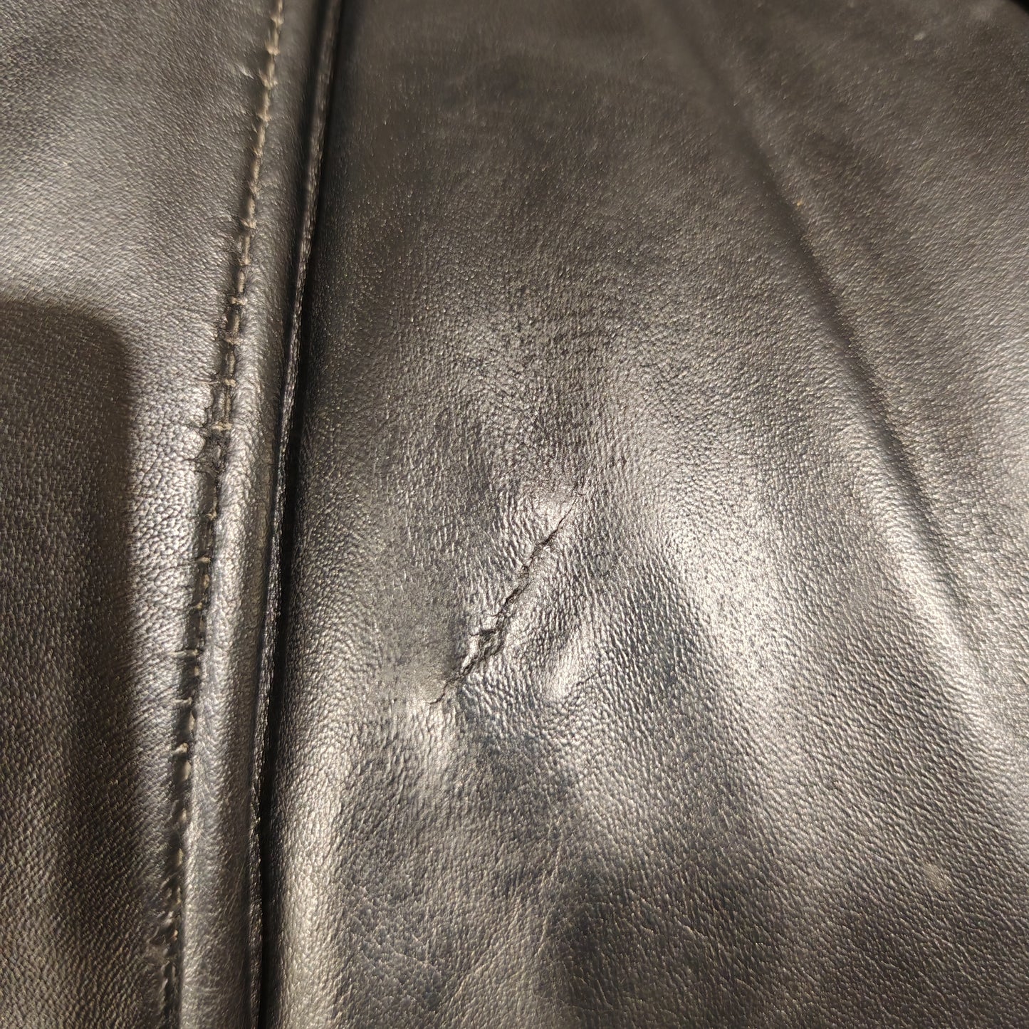 Divano in pelle nera "Camaleonda" Mario Bellini per C&B B&B Italia Anni 70