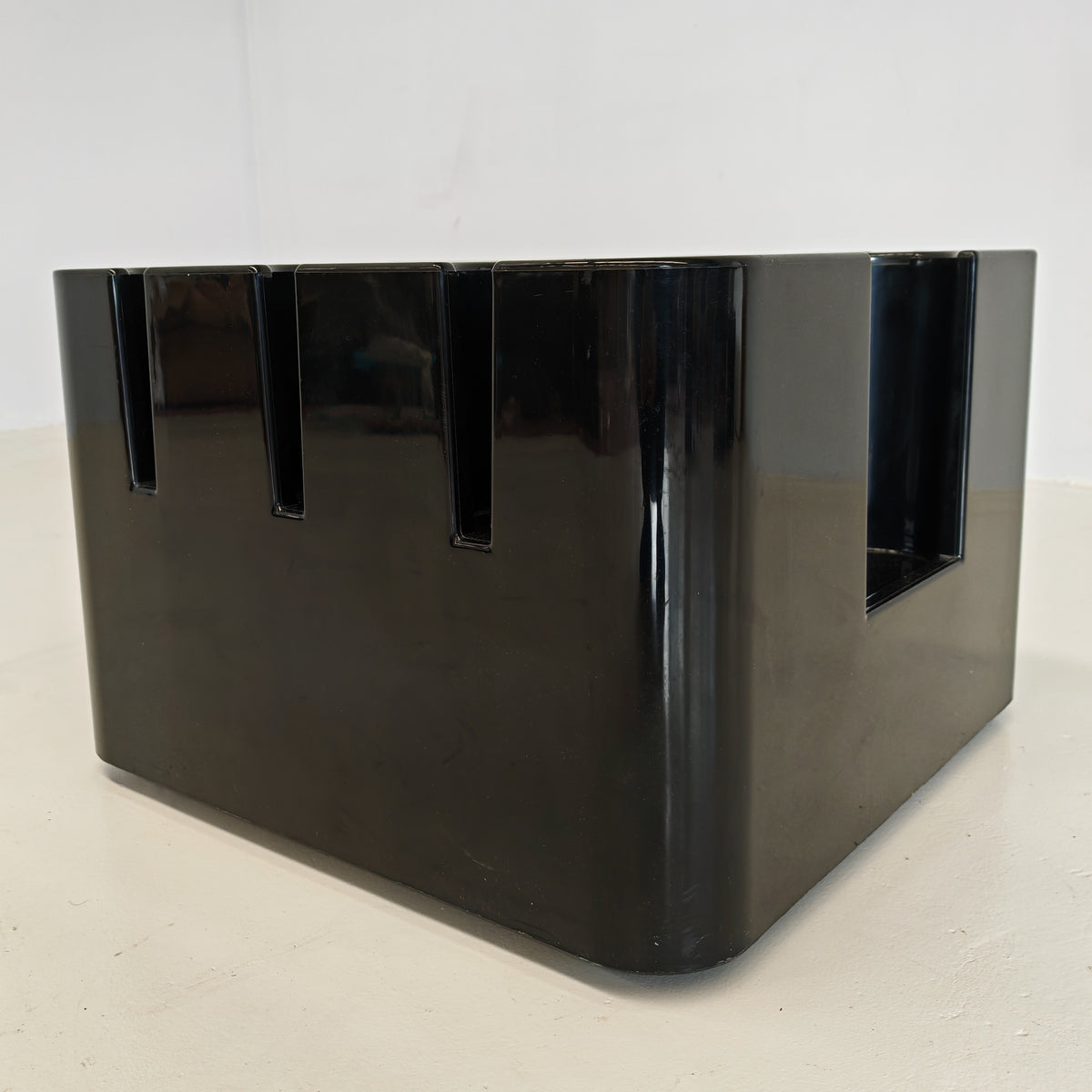Table basse de bar modèle Bacco, Sergio Mazza pour Artemide, années 60 (noir)