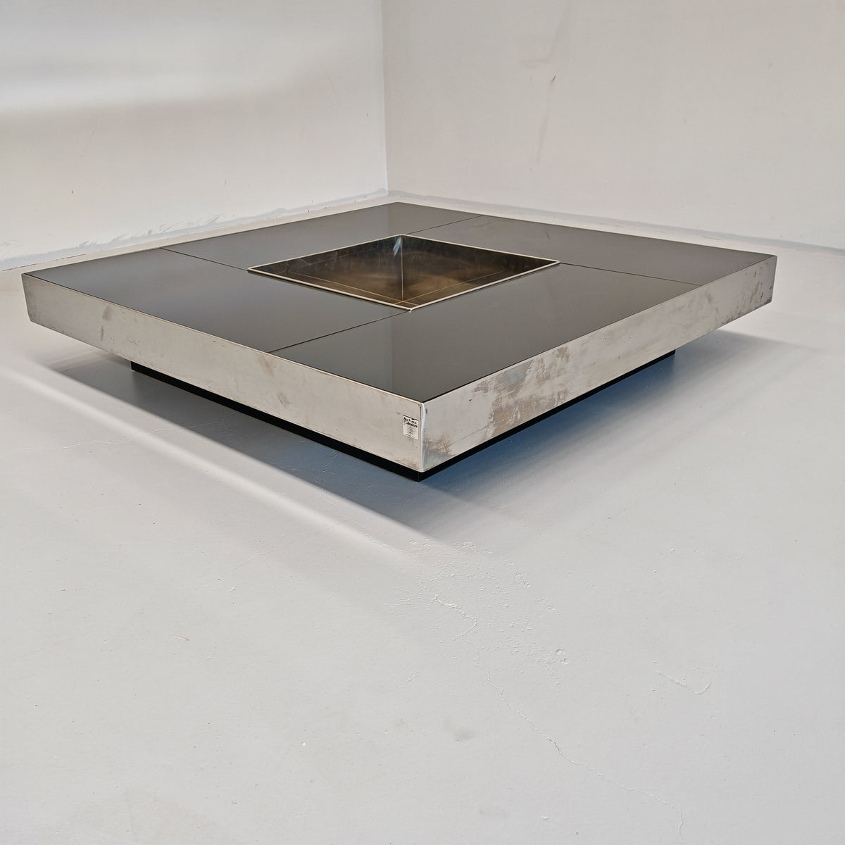 Grande table basse de bar Coffee Tabòlle avec compartiment des années 70 en acier et verre par G. Ausenda pour New York Form