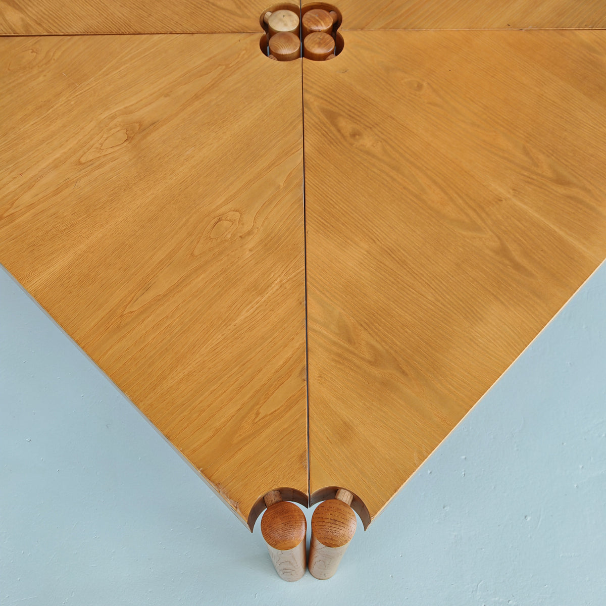 Ensemble de tables basses triangulaires modulables Enolinea en bois clair