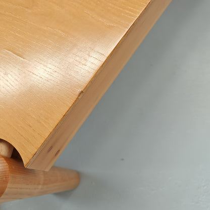Ensemble de tables basses triangulaires modulables Enolinea en bois clair