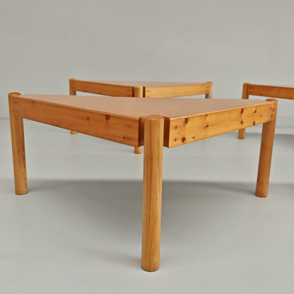 Ensemble de tables basses triangulaires modulables Enolinea en bois clair