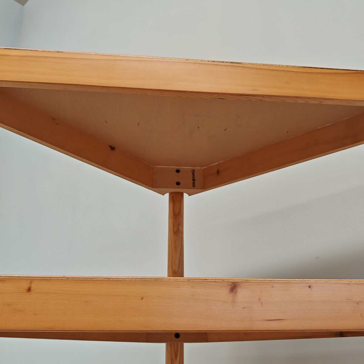 Ensemble de tables basses triangulaires modulables Enolinea en bois clair