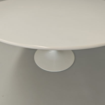 Table ovale modèle Tulip d'Eero Saarinen pour Knoll (244 cm)