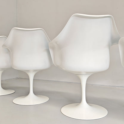 Ensemble de 6 chaises/fauteuils à accoudoirs Tulip d'Eero Saarinen pour Knoll