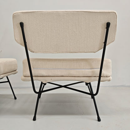 Paire de fauteuils en tissu blanc lait modèle "Elettra" Studio BBPR pour Arflex, années 50