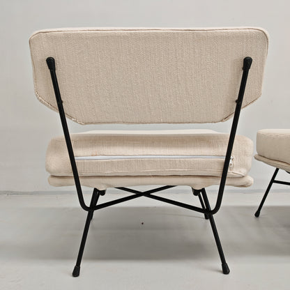 Paire de fauteuils en tissu blanc lait modèle "Elettra" Studio BBPR pour Arflex, années 50