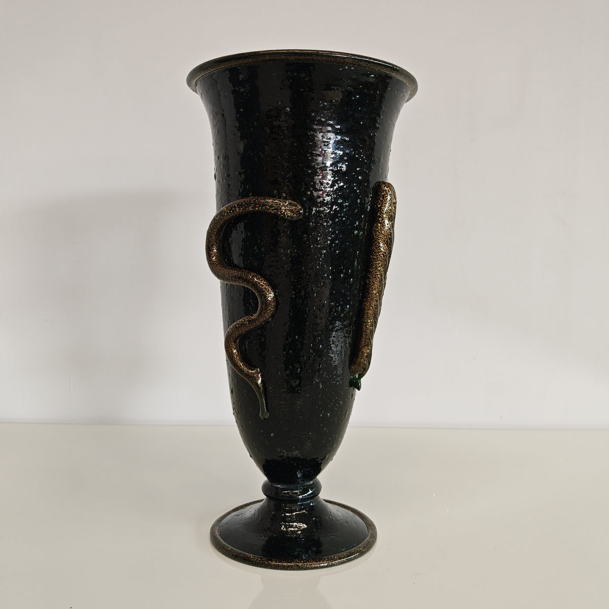 Vaso artistico  Murano anni 30 di  Napoleone Martinuzzi di Venini "pulegoso" con decorazione "Serpente"