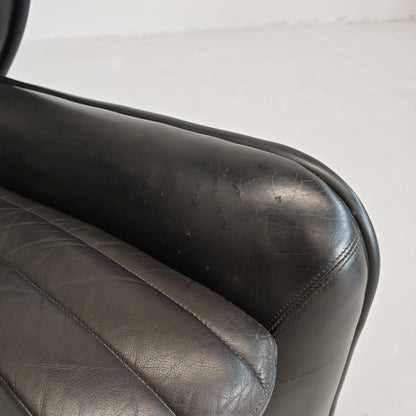 Fauteuil Space Age en cuir mod. Lotus, André Vandenbeuk pour Strässle, années 60