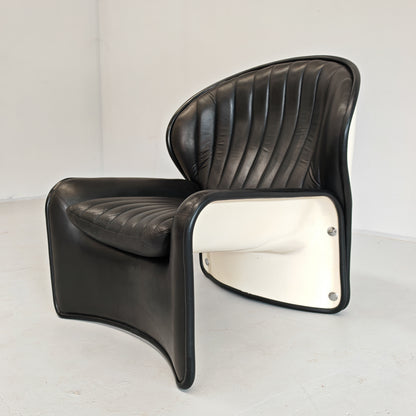 Fauteuil Space Age en cuir mod. Lotus, André Vandenbeuk pour Strässle, années 60