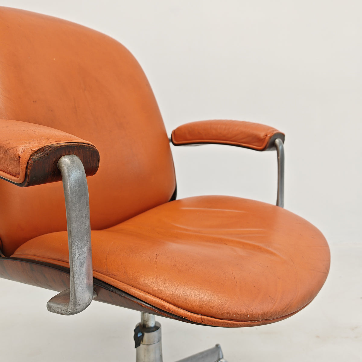 Fauteuil de direction en cuir MIM Ico Parisi années 60