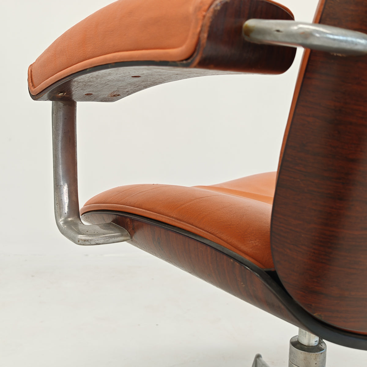 Fauteuil de direction en cuir MIM Ico Parisi années 60
