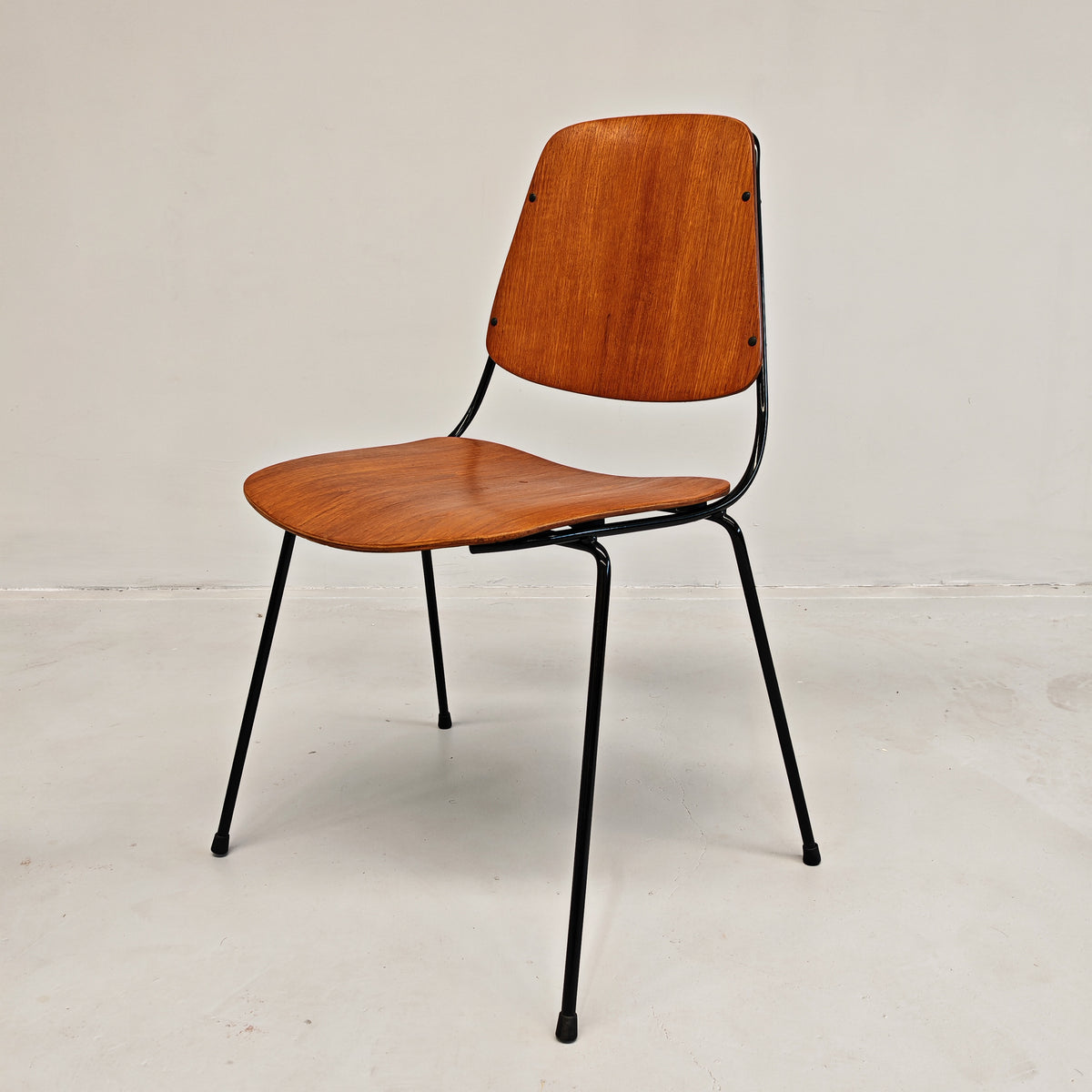 Augusto Bozzi chairs for Saporiti 1950