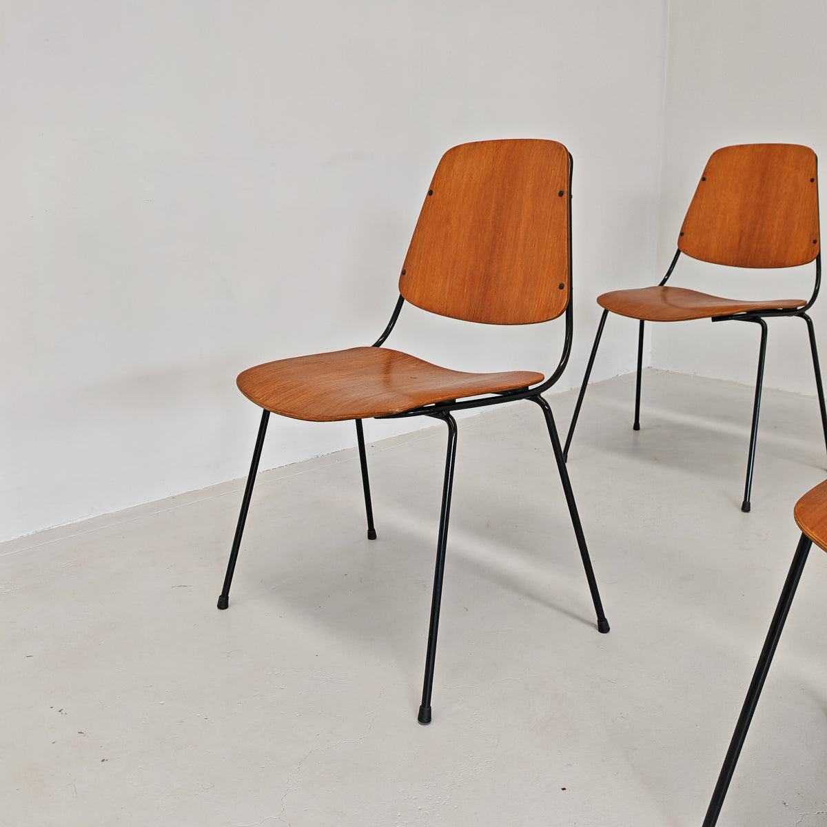 Augusto Bozzi chairs for Saporiti 1950