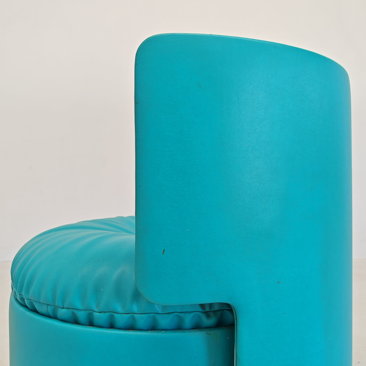 Petit fauteuil bleu Dilly Dally de L. Massoni pour Poltrona Frau, années 70