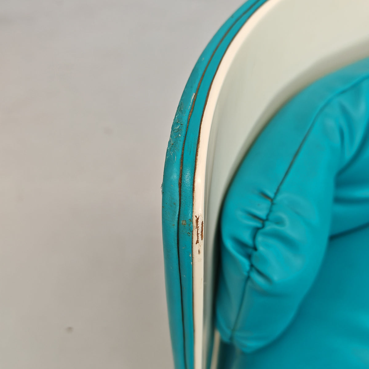 Petit fauteuil bleu Dilly Dally de L. Massoni pour Poltrona Frau, années 70