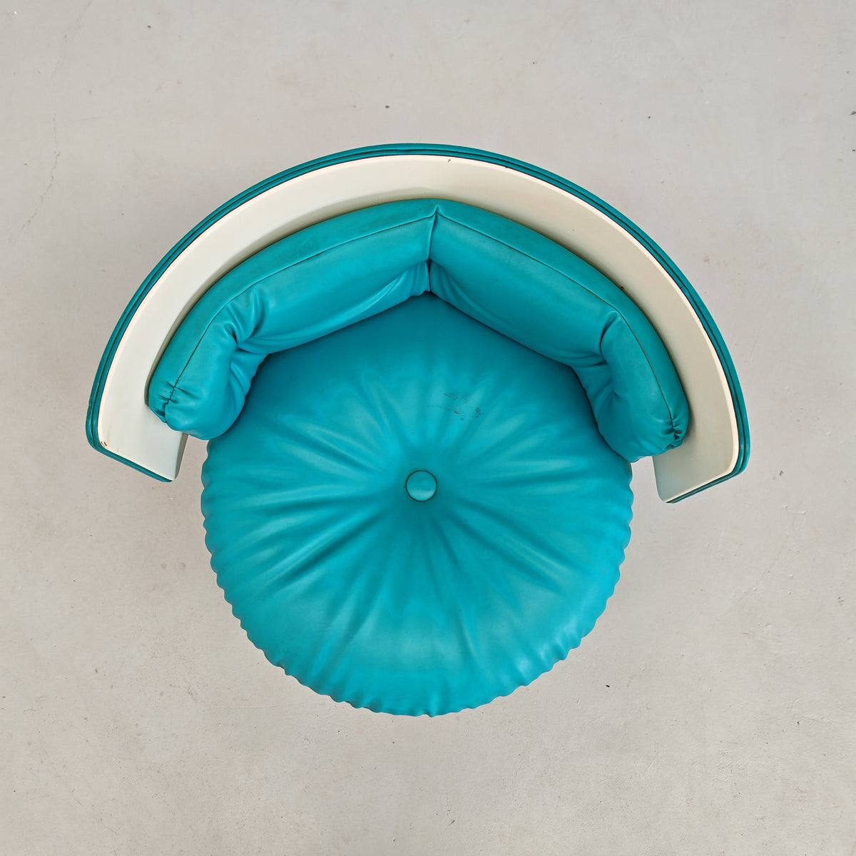 Petit fauteuil bleu Dilly Dally de L. Massoni pour Poltrona Frau, années 70
