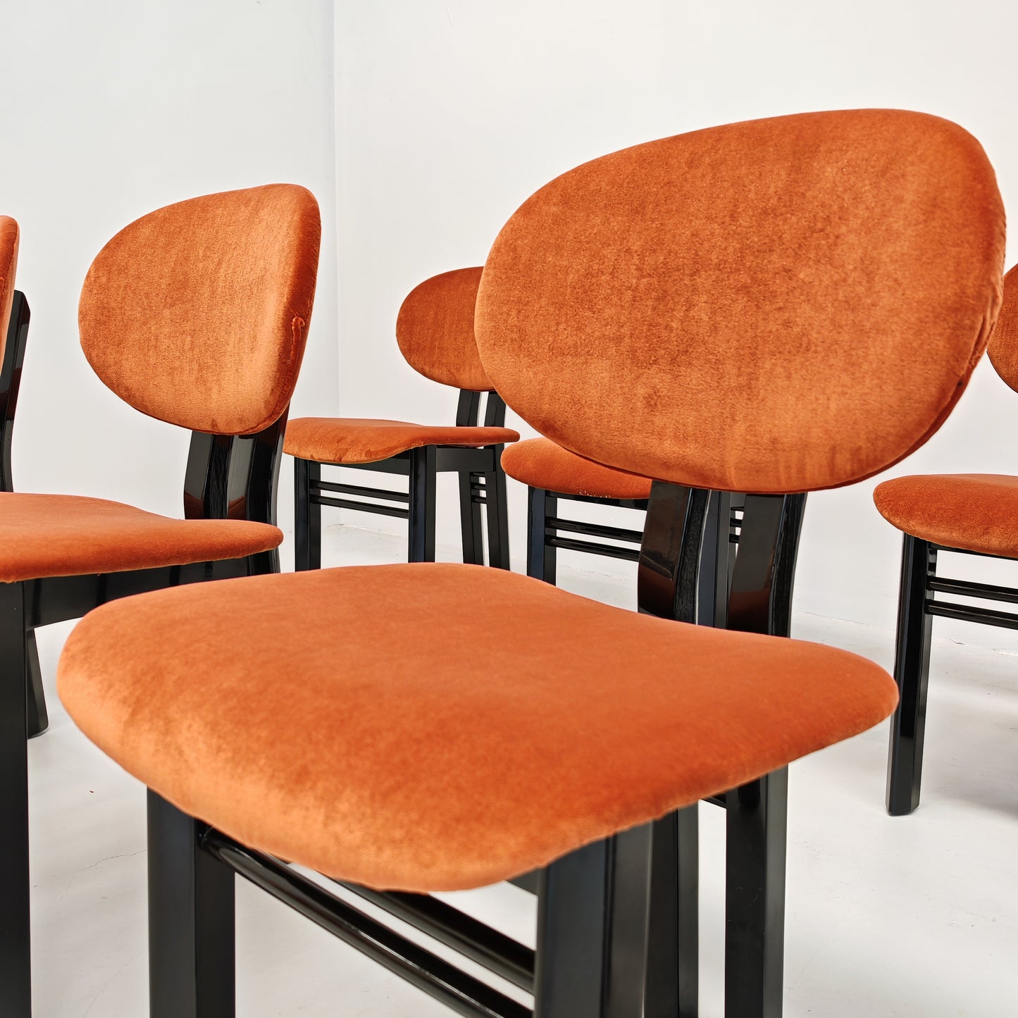 Set di 8 sedie in velluto mod. "MED" G. Stoppino e L. Acerbis per Acerbis 1980's