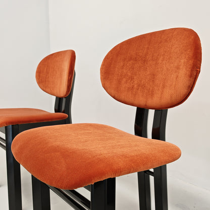 Ensemble de 8 chaises en velours mod. "MED" G. Stoppino et L. Acerbis pour Acerbis, années 1980