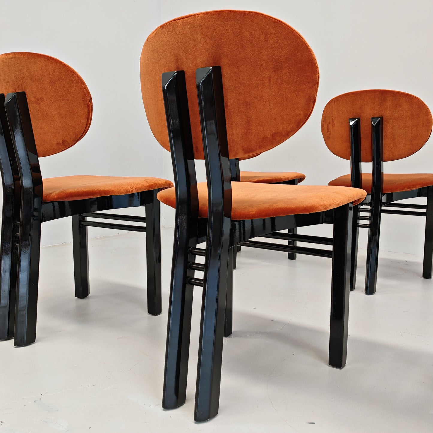 Set di 8 sedie in velluto mod. "MED" G. Stoppino e L. Acerbis per Acerbis 1980's