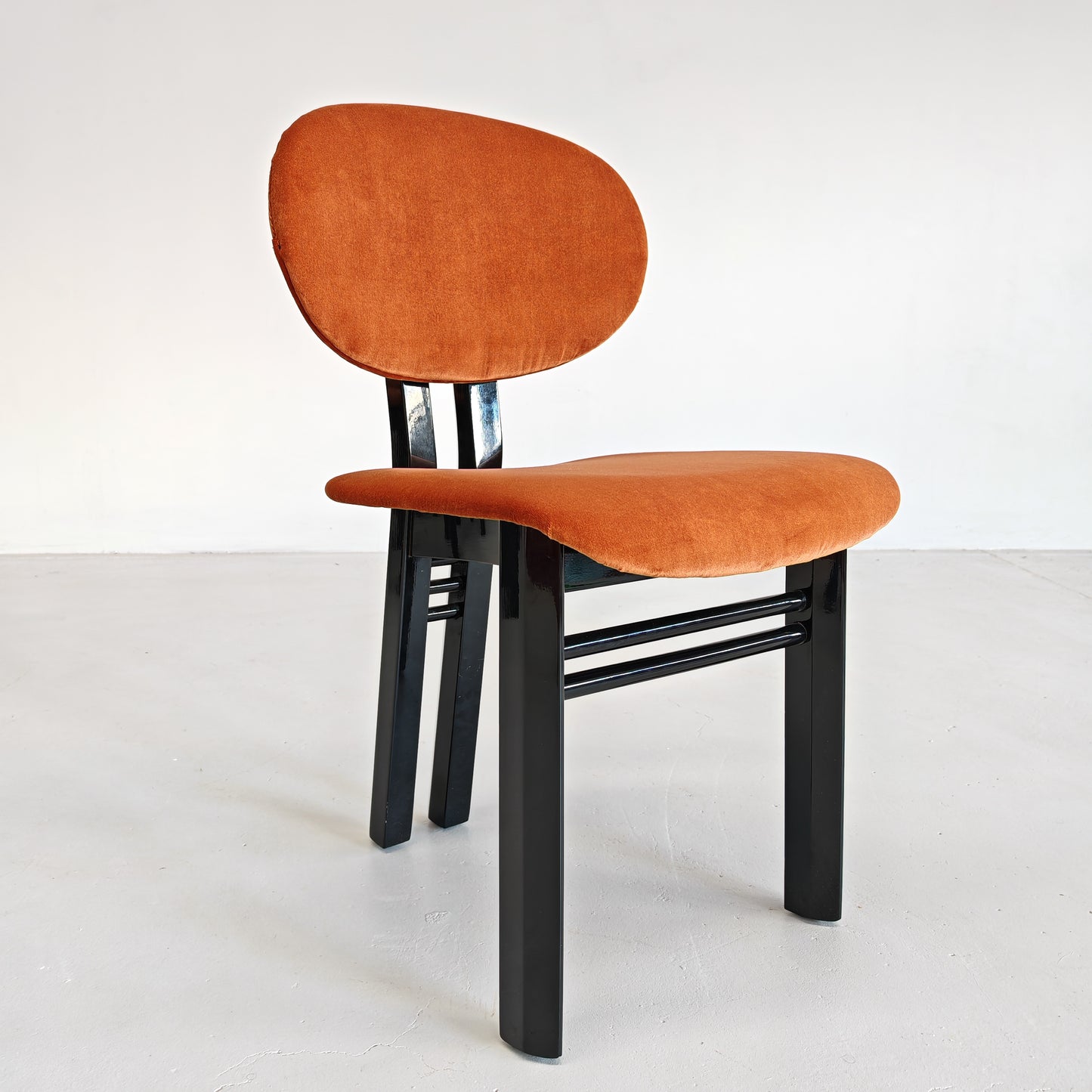 Set di 8 sedie in velluto mod. "MED" G. Stoppino e L. Acerbis per Acerbis 1980's