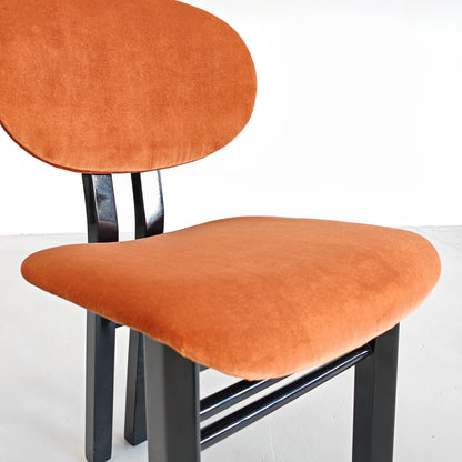 Ensemble de 8 chaises en velours mod. "MED" G. Stoppino et L. Acerbis pour Acerbis, années 1980