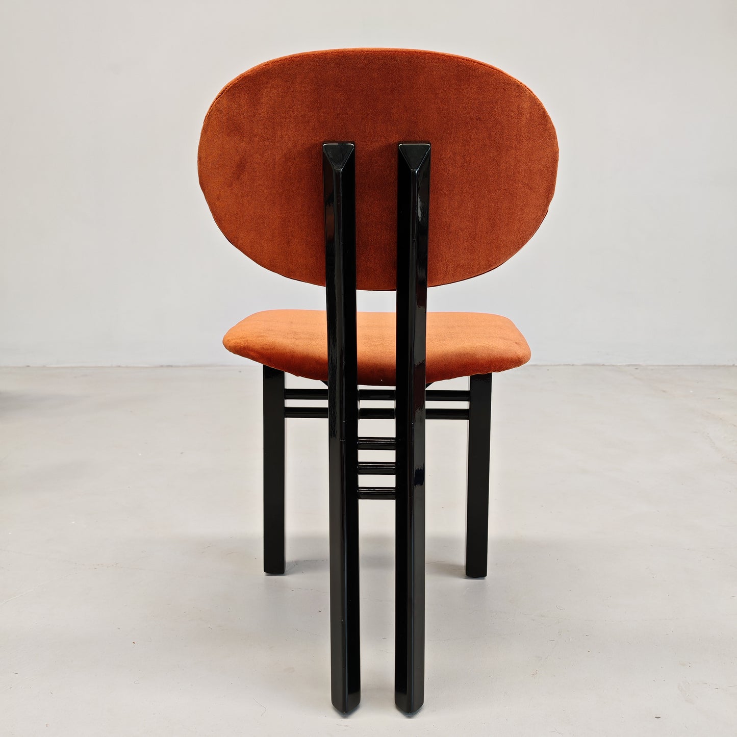 Set di 8 sedie in velluto mod. "MED" G. Stoppino e L. Acerbis per Acerbis 1980's