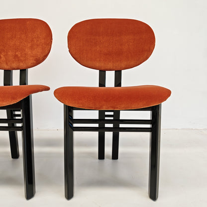 Ensemble de 8 chaises en velours mod. "MED" G. Stoppino et L. Acerbis pour Acerbis, années 1980