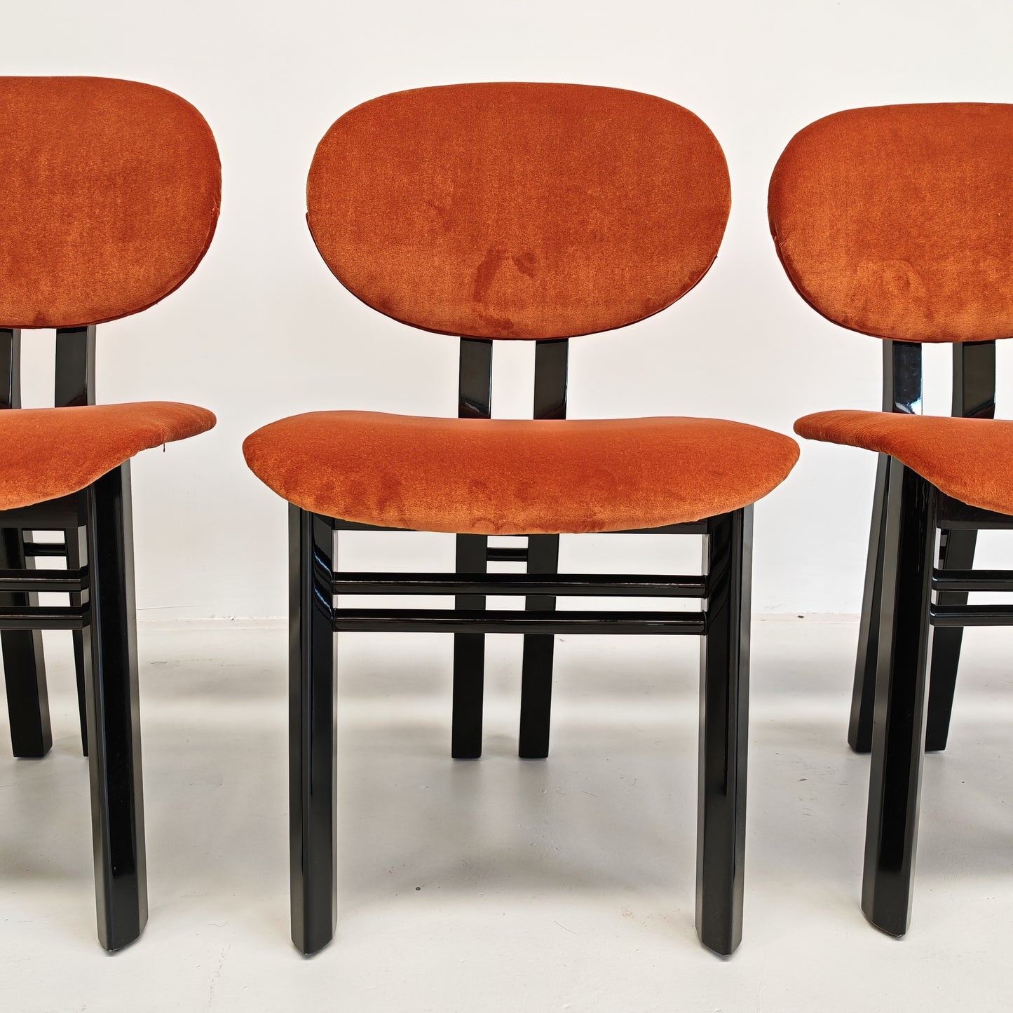 Set di 8 sedie in velluto mod. "MED" G. Stoppino e L. Acerbis per Acerbis 1980's