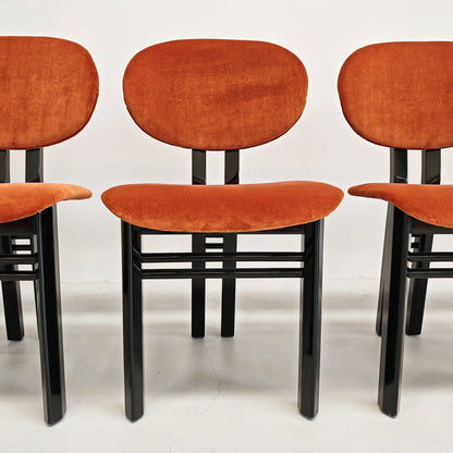 Ensemble de 8 chaises en velours mod. "MED" G. Stoppino et L. Acerbis pour Acerbis, années 1980