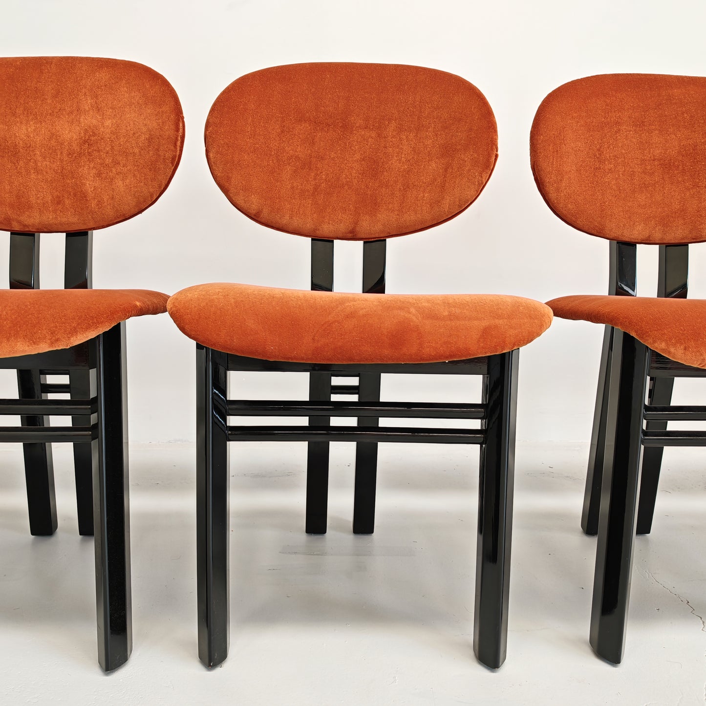 Set di 8 sedie in velluto mod. "MED" G. Stoppino e L. Acerbis per Acerbis 1980's
