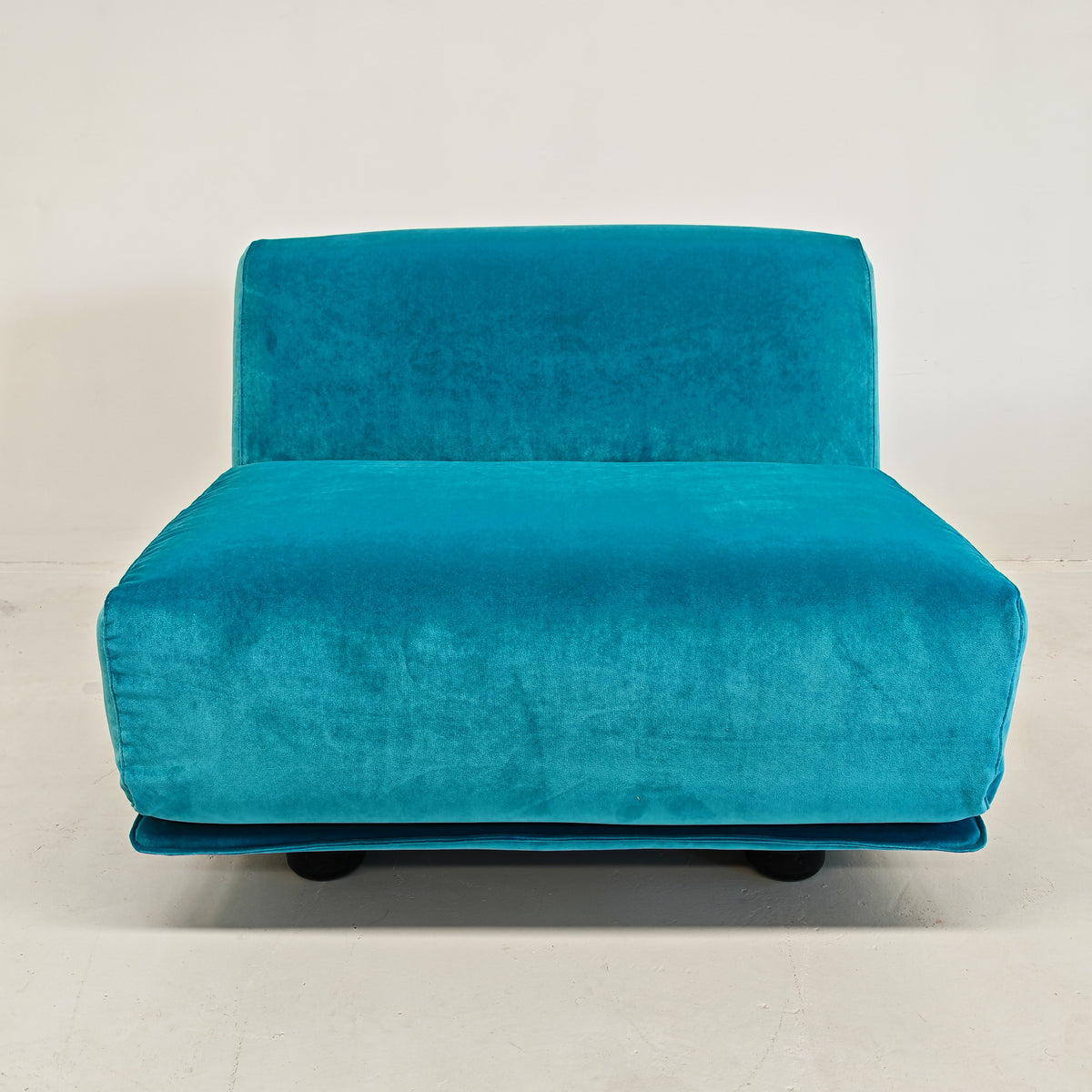 Divano modulare (8) velluto azzurro mod. Fiandra Vico Magistretti per Cassina anni 70/80