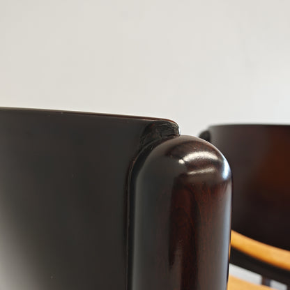 Ensemble de 4 chaises Modèle 122 Vico Magistretti pour Cassina, années 70