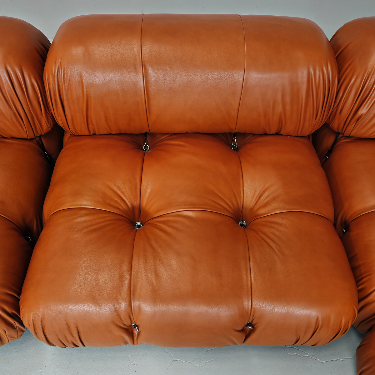 Divano 5 moduli Camaleonda Mario Bellini per B&B Pelle nuova Cognac