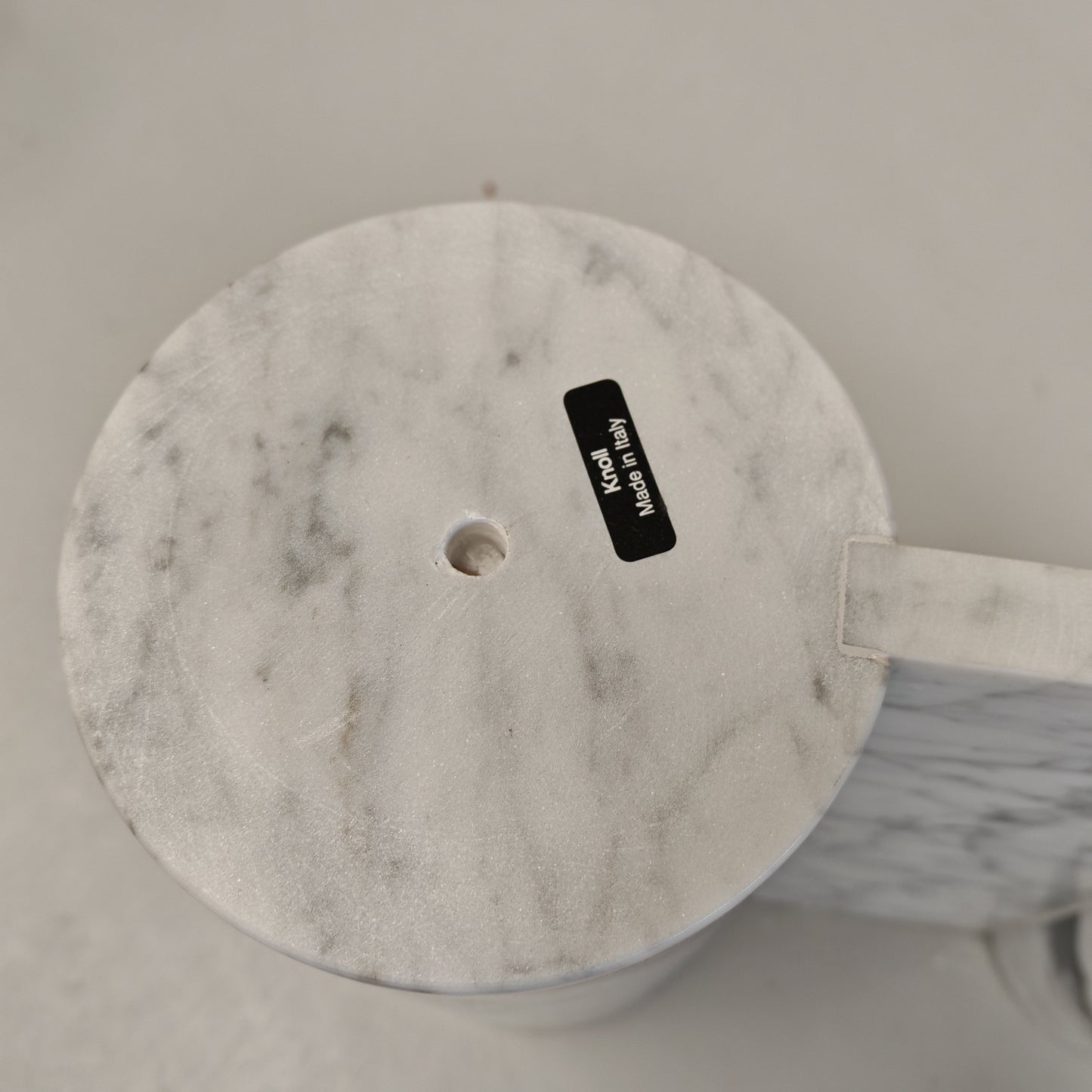 Tavolino da Salotto Coffee Table in marmo mod. Jumbo, Gae Aulenti per Knoll.