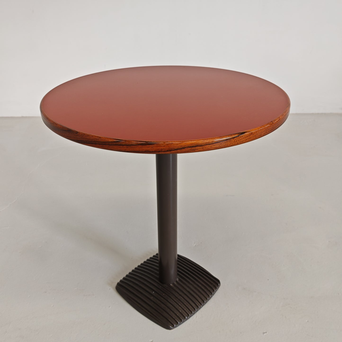 Tavolino Rosso Artona Afra Tobia Scarpa per Maxalto anni 80