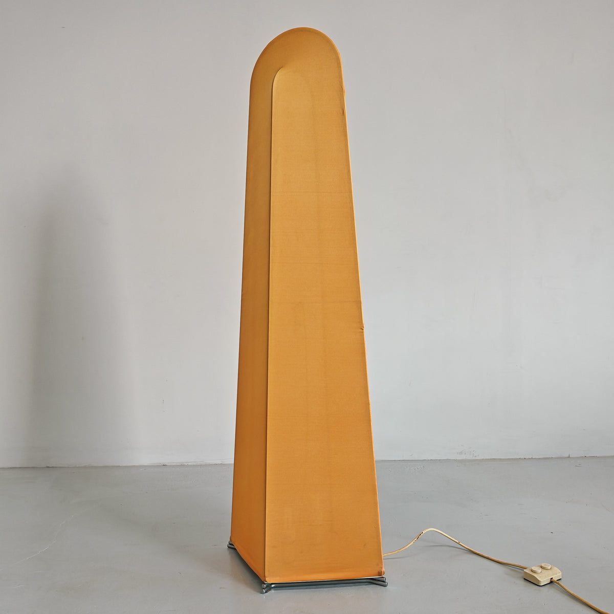 Lampada da terra in tessuto Kazuki, K.Takahama per Sirrah anni 70 (Grande)
