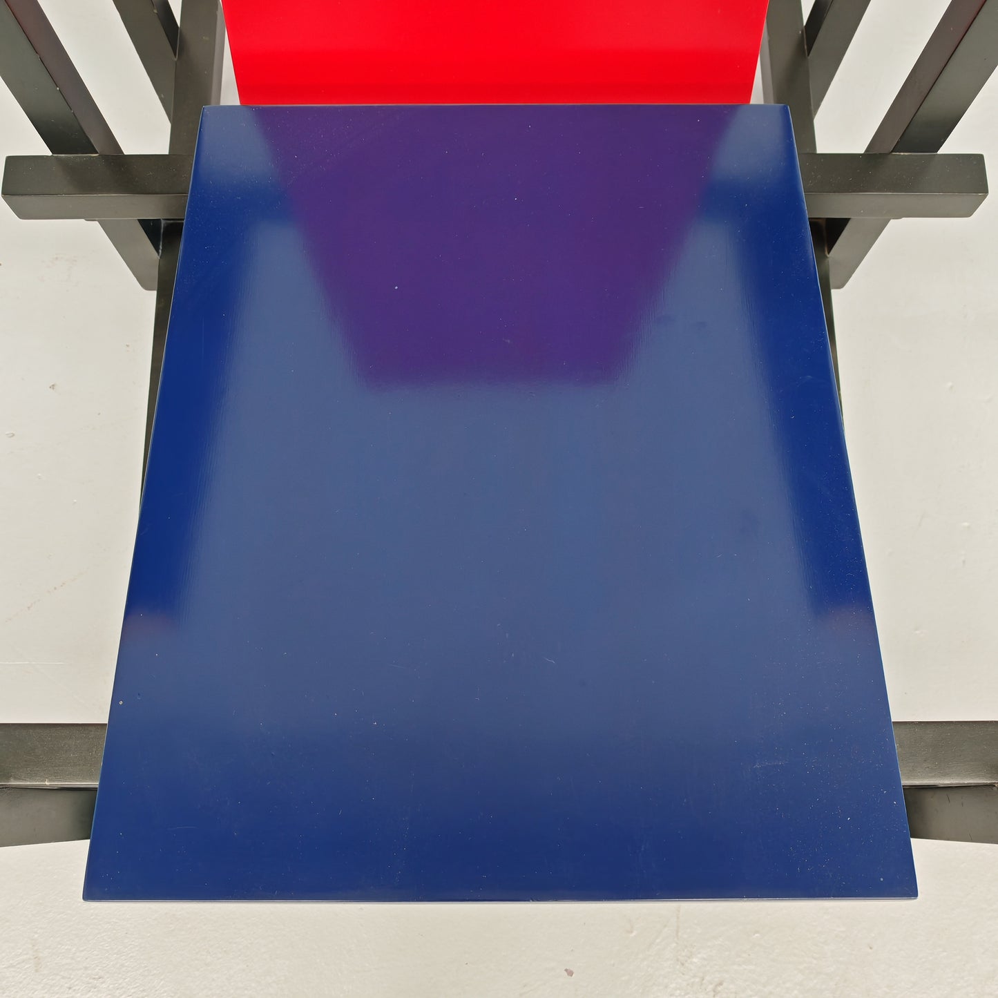 Poltrona "Red and Blue", Gerrit Rietveld per Cassina serie "I Maestri" primi anni 80 numerata