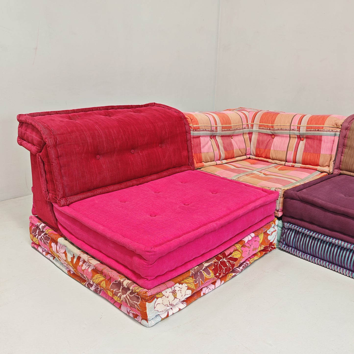 Divano modulare Mah Jong By Missoni, H. Hopfer per Roche Bobois 4 posti (rosso)
